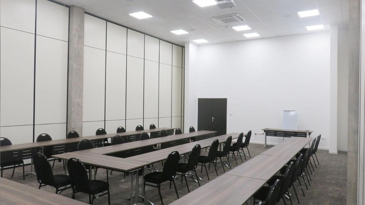 The Urban Hotel Lusaka Kültér fotó