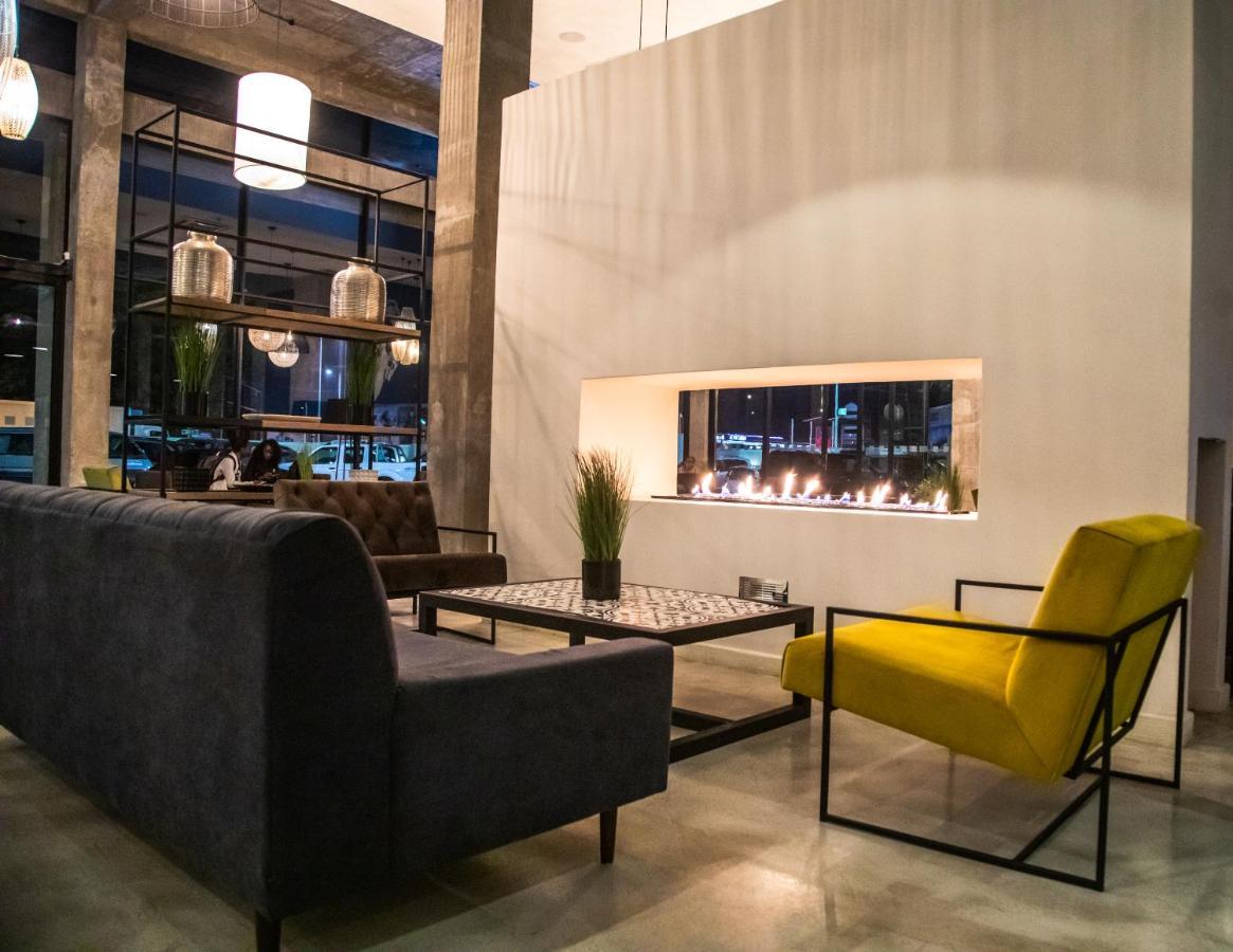 The Urban Hotel Lusaka Kültér fotó
