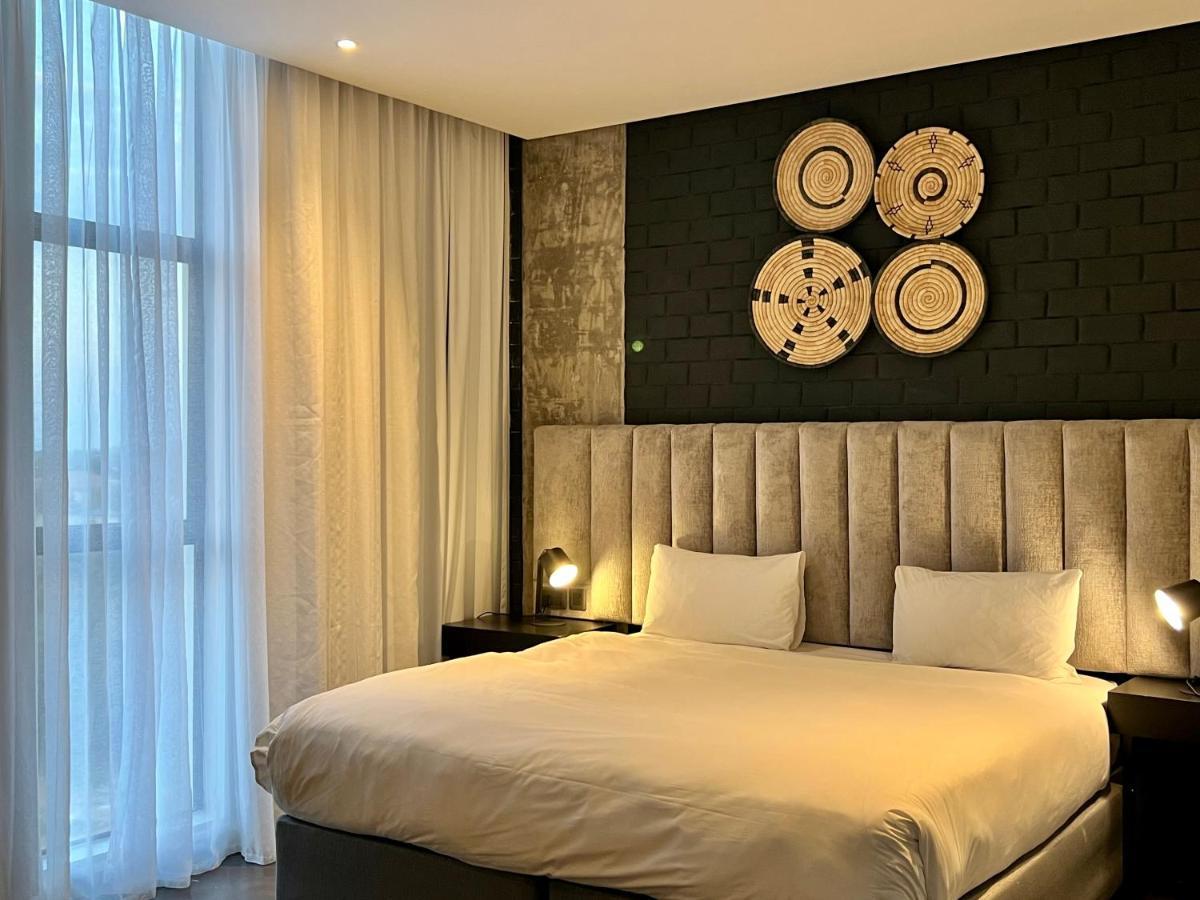 The Urban Hotel Lusaka Kültér fotó