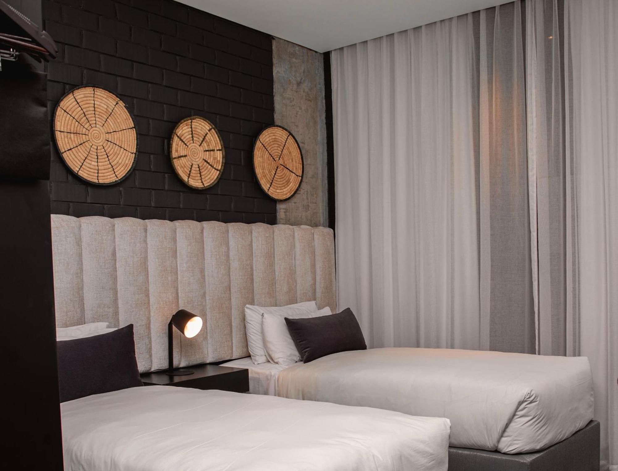 The Urban Hotel Lusaka Kültér fotó